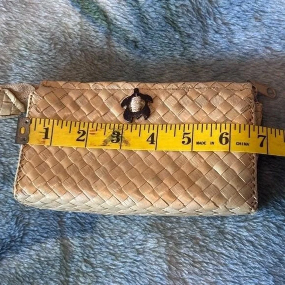 Honu Lauhala Clutch Makeup bag: Pūhala Woven Hawaiian Sea Turtle